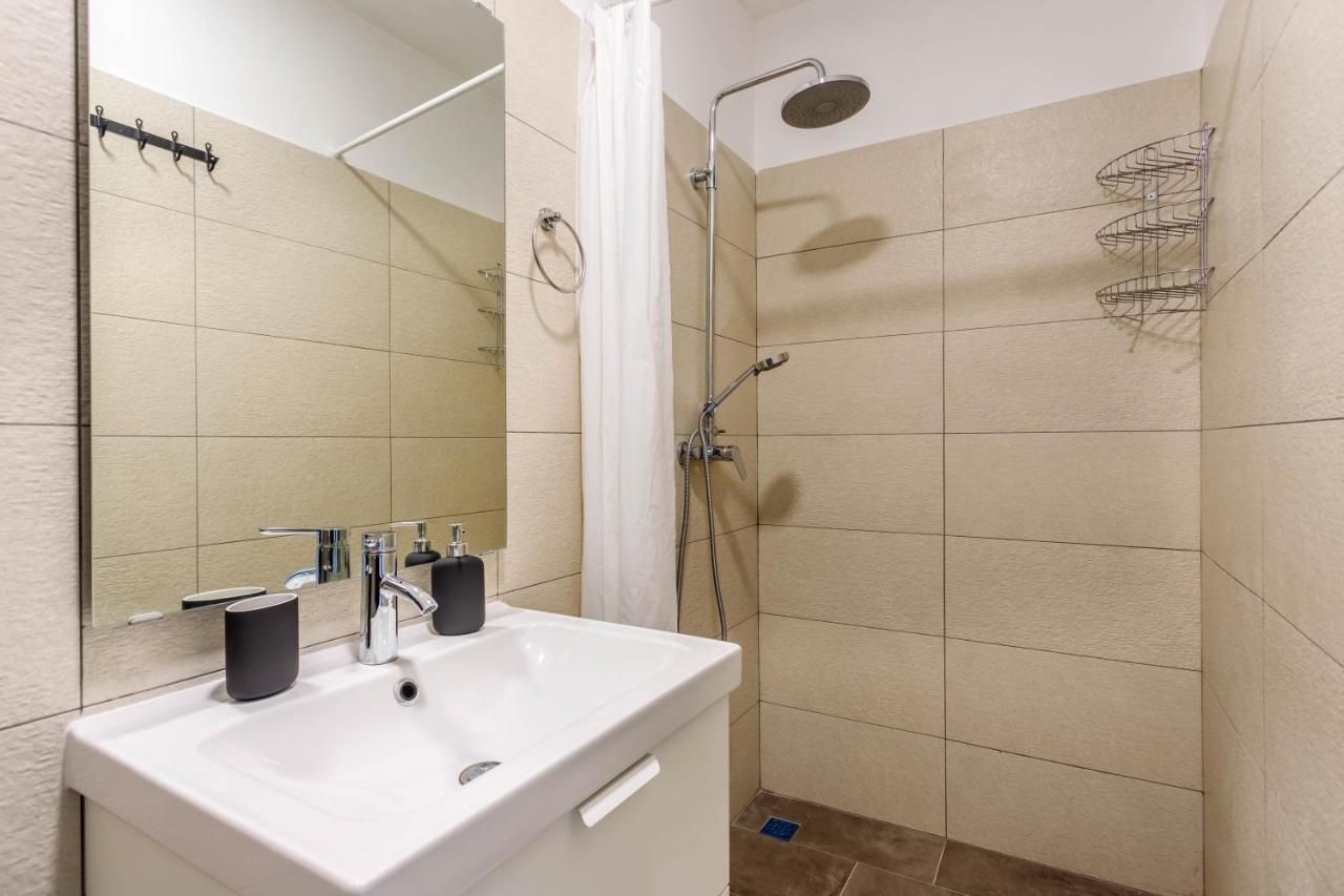 Casa Di Oliva-House With Heated Pool & Jacuzzi In Trilj, Croatia 빌라 외부 사진
