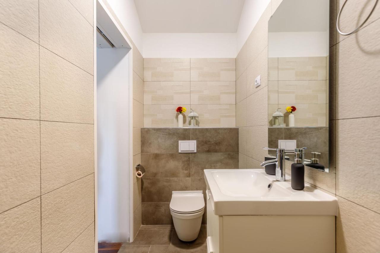 Casa Di Oliva-House With Heated Pool & Jacuzzi In Trilj, Croatia 빌라 외부 사진